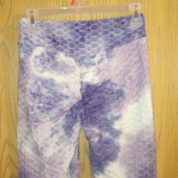 Purple/WHITE "TIKTOK" style elastic waist Capri pants *@Size: S/M *See pics PLZ* - Picture 4 of 6
